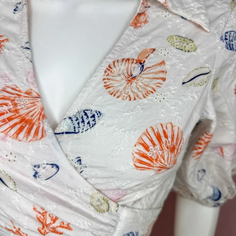 Maeve Anthropologie Womens 100% Cotton White Eyelet Top Seashell Print Size XS